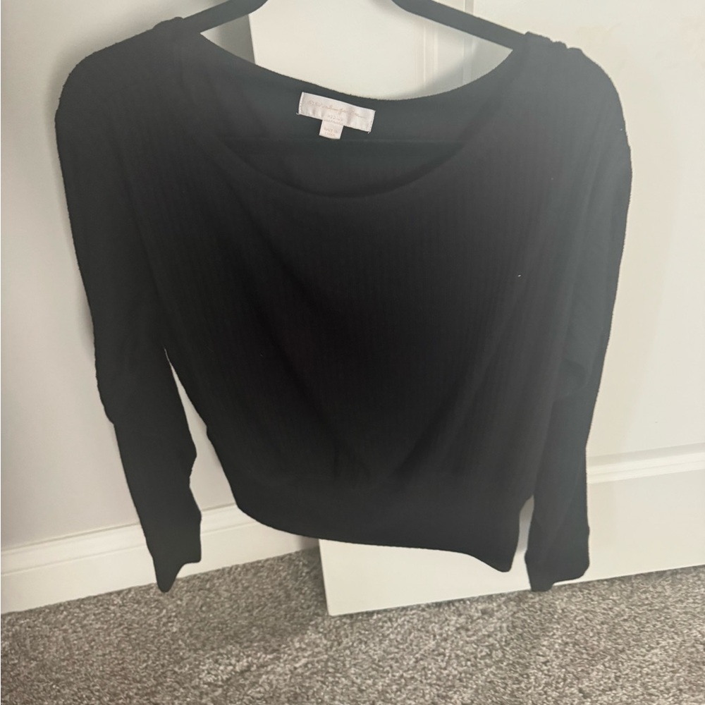 Spiritual Gangster Black Long Sleeve Top size M